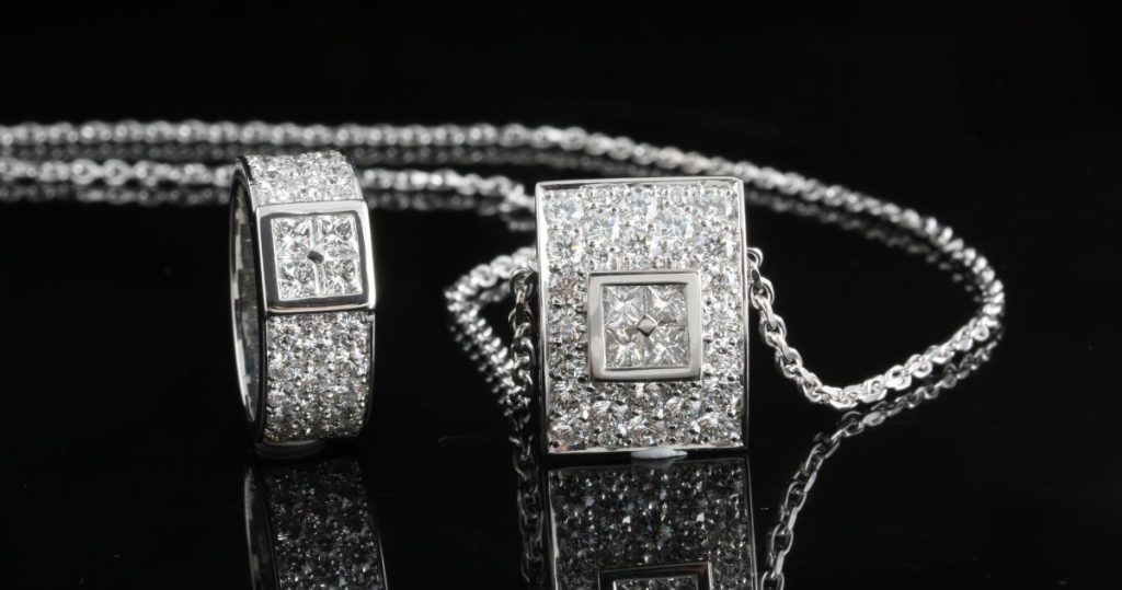 Understanding The Factors That Affect The Value Of Your Diamonds