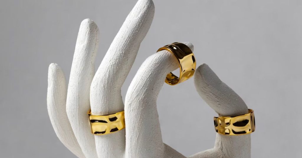Safety First: Protecting Yourself When Selling Gold Jewellery in South Africa
